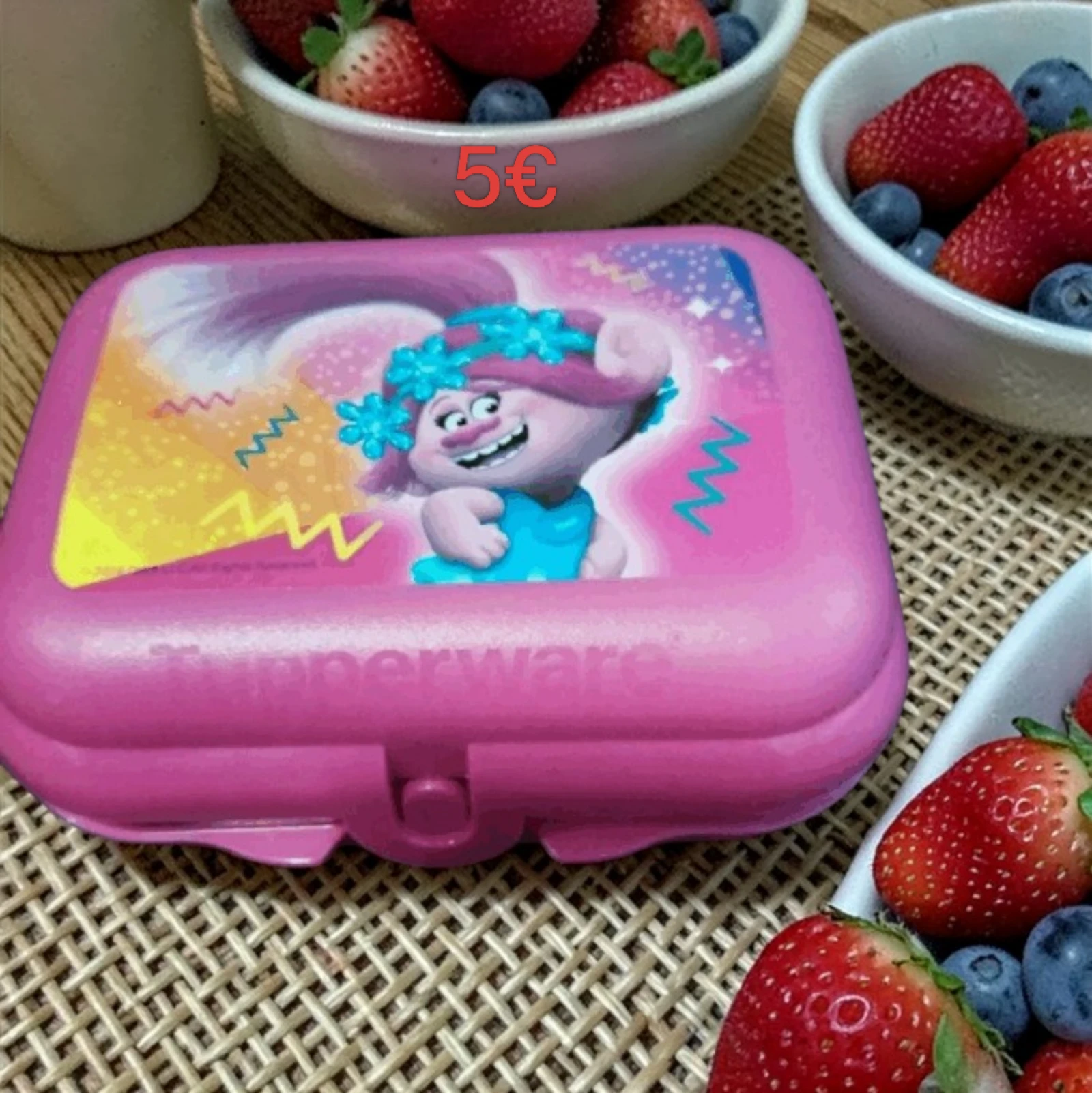Tupperware 